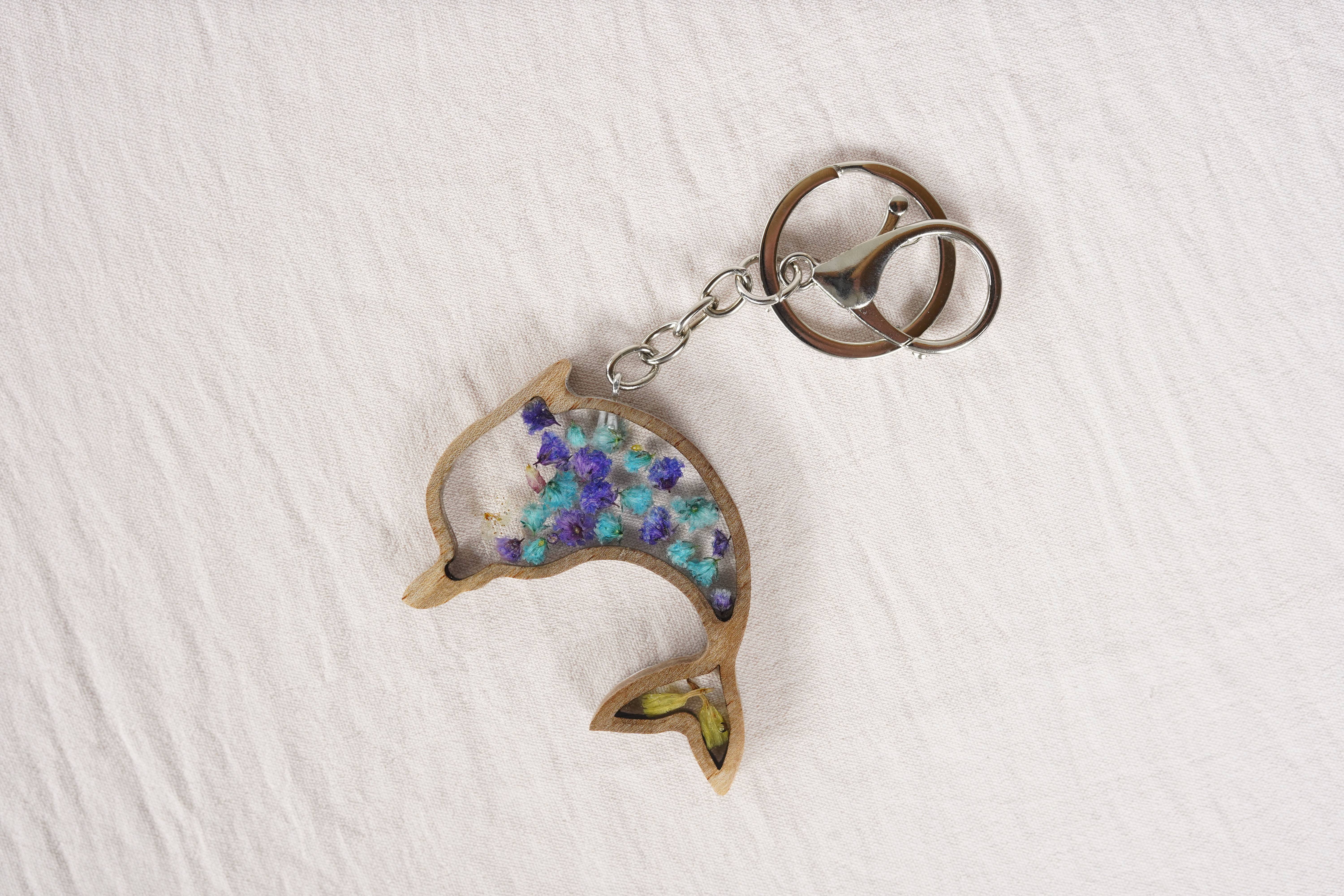 keychain dolphin